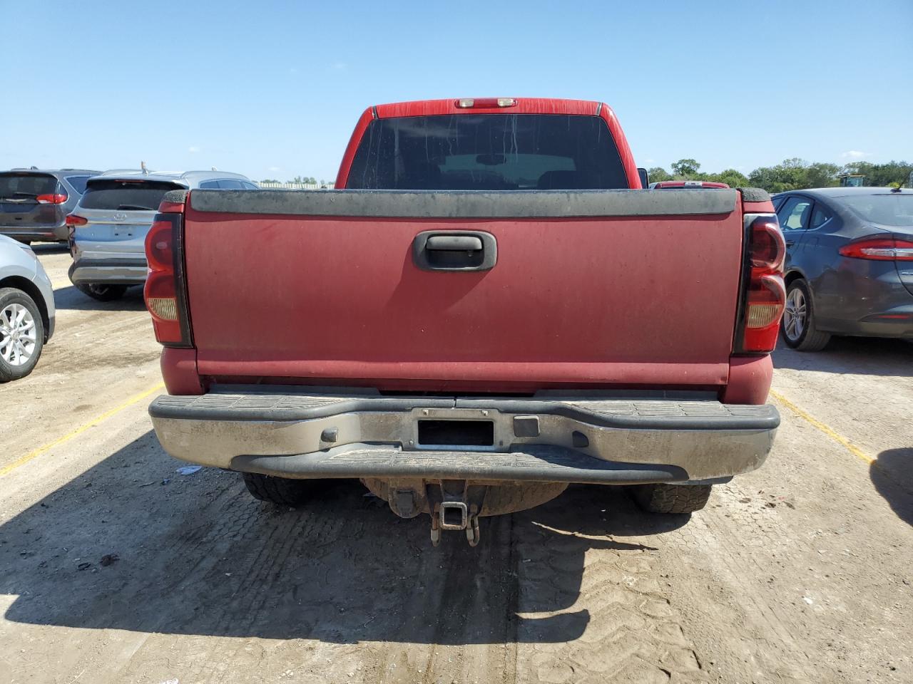 2004 Chevrolet Silverado K2500 Heavy Duty VIN: 1GCHK231X4F122011 Lot: 84369245