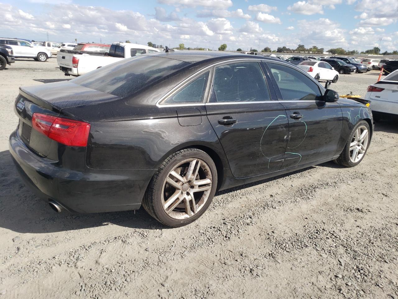 Фото: WAUGFAFC9EN011803