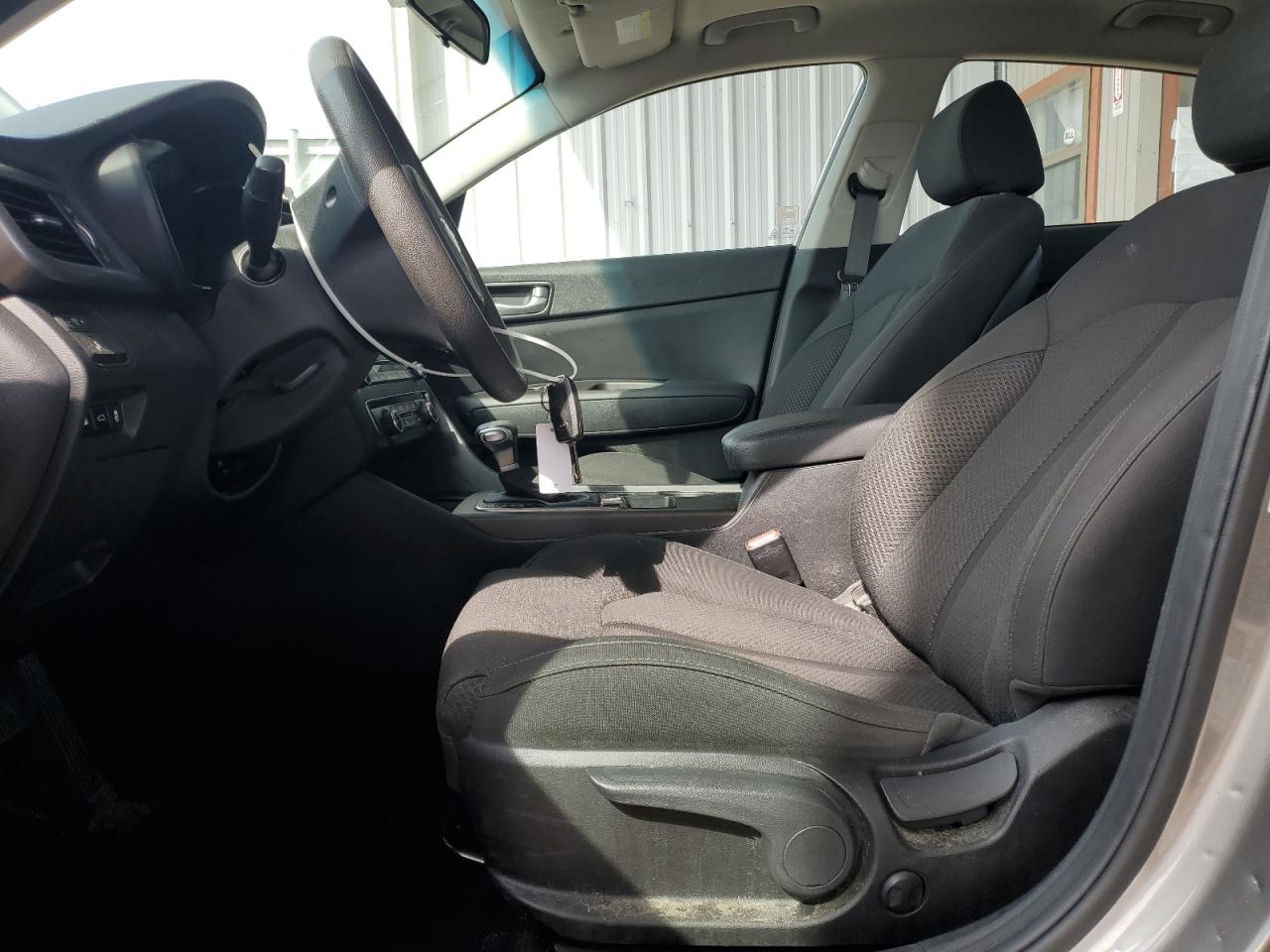 2018 Kia Optima Lx VIN: 5XXGT4L32JG199927 Lot: 82000485