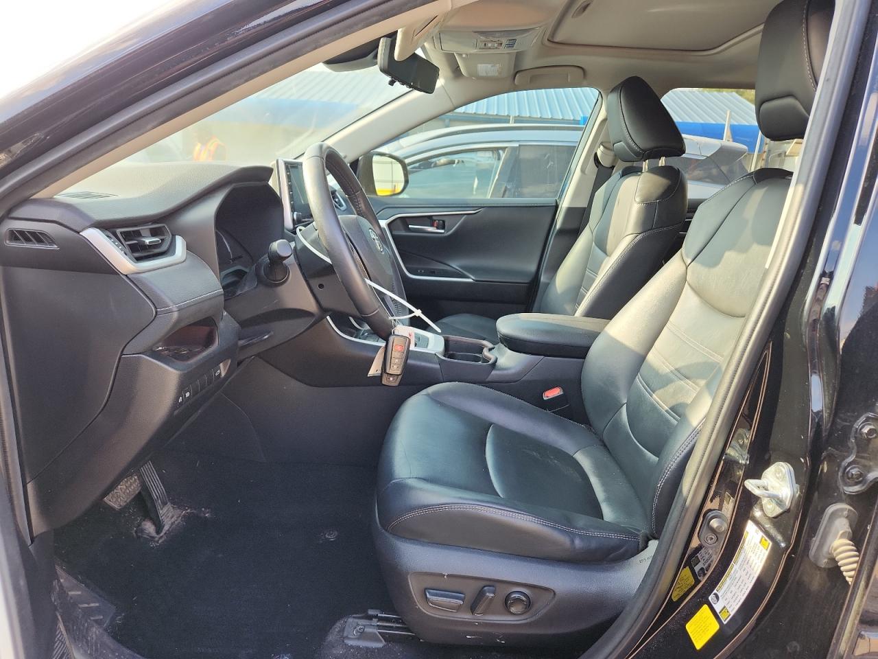 2021 Toyota Rav4 Limited VIN: 2T3Y1RFV1MC127611 Lot: 80899365