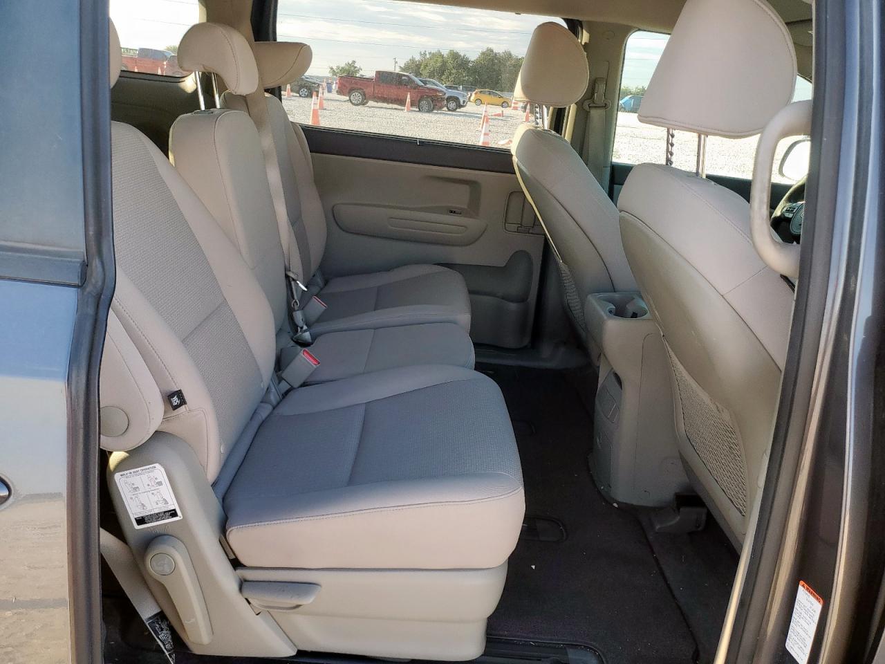 2016 Kia Sedona Lx VIN: KNDMB5C10G6196252 Lot: 81655055