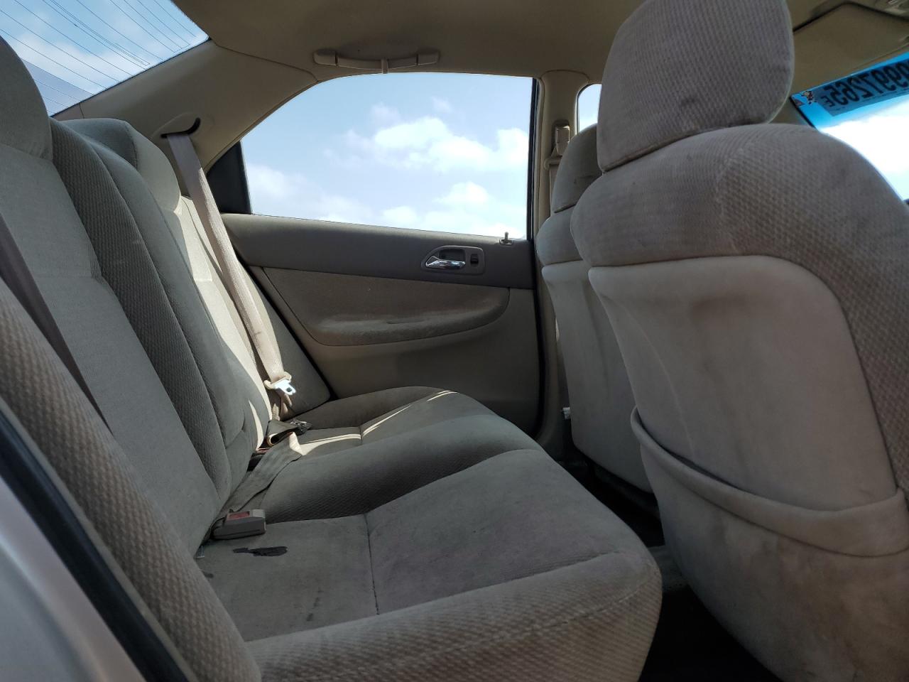 1996 Honda Accord Lx VIN: 1HGCD5635TA175134 Lot: 69997265