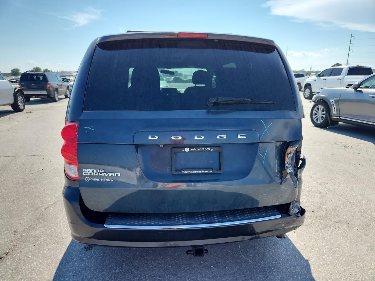 2014 Dodge Grand Caravan R/T VIN: 2C4RDGEG6ER431059 Lot: 81301235
