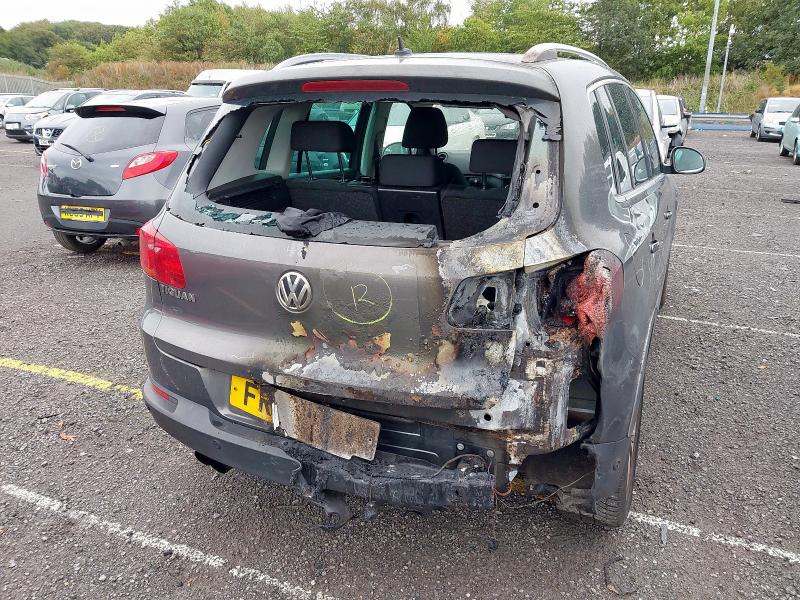 2013 VOLKSWAGEN TIGUAN SE TDI BLUE TECH 4 