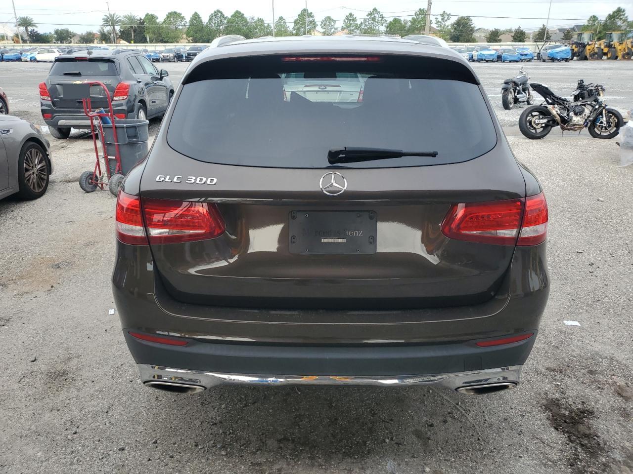 2016 Mercedes-Benz Glc 300 VIN: WDC0G4JB8GF097971 Lot: 81297065