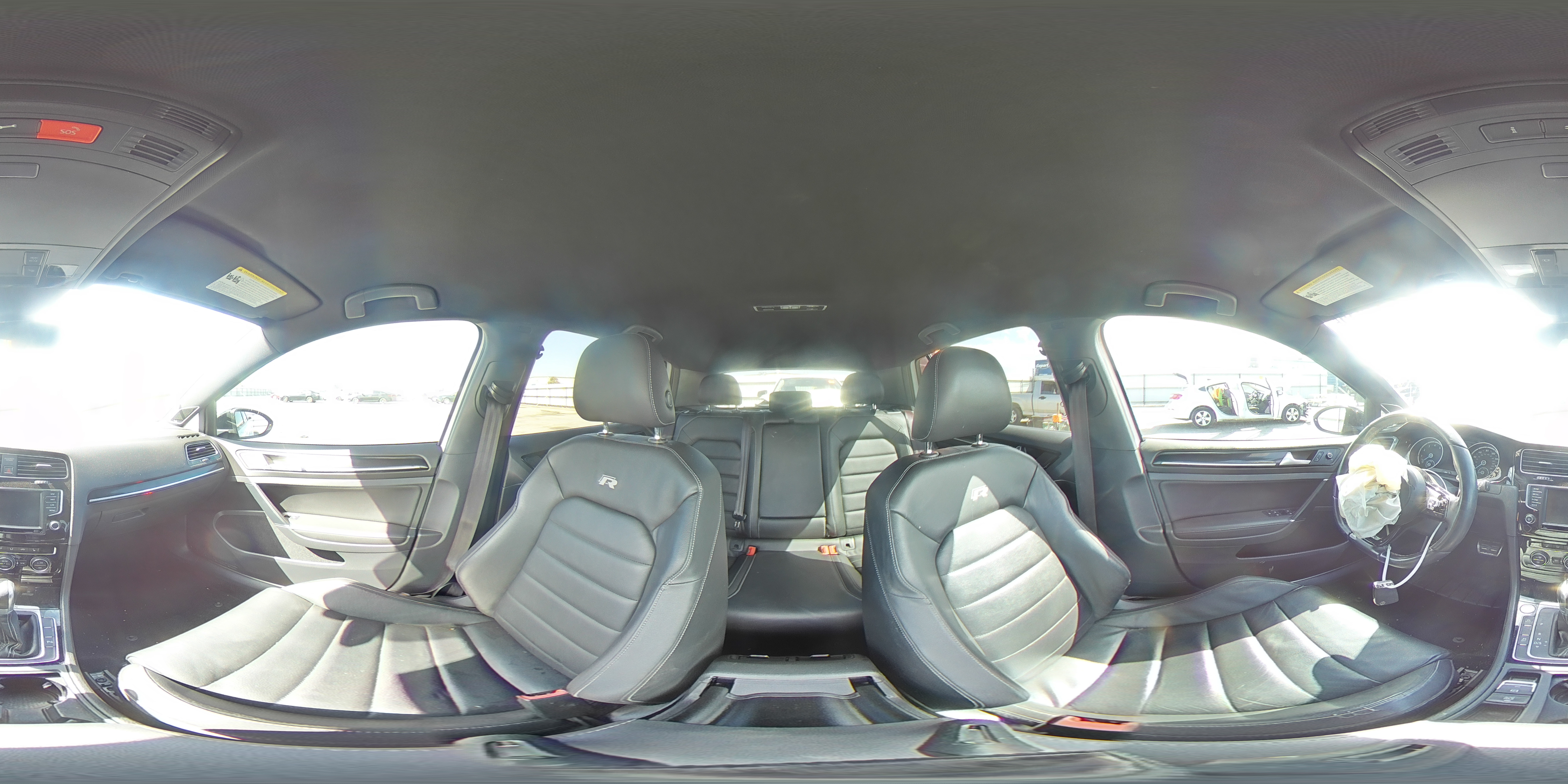 2017 Volkswagen Golf R VIN: WVWVF7AUXHW142105 Lot: 82137035