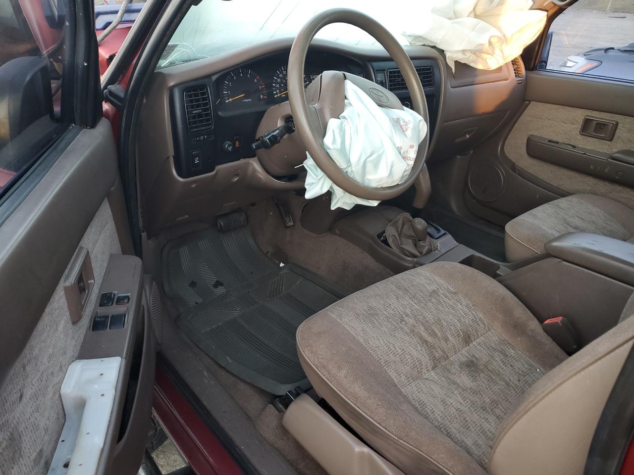 1999 Toyota Tacoma Xtracab VIN: 4TAWN72N9XZ538713 Lot: 80218345