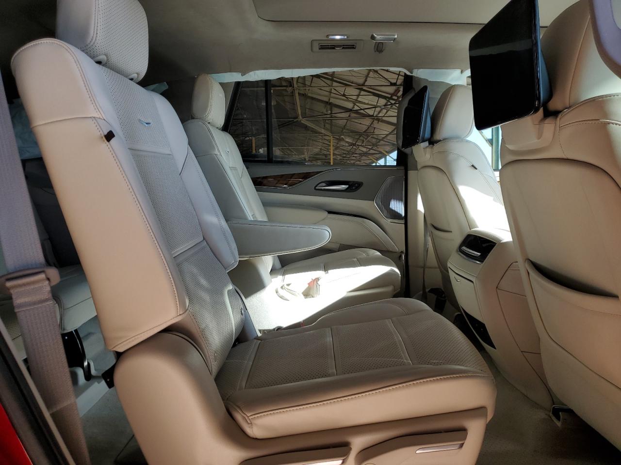 2024 Cadillac Escalade Sport Platinum VIN: 1GYS4GKL2RR325586 Lot: 81909085