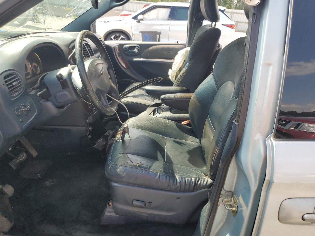 2002 Chrysler Town & Country Limited VIN: 2C8GP64L72R644569 Lot: 71646835