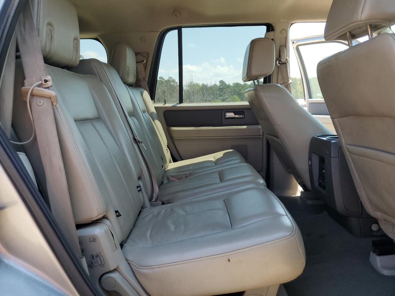 2008 Ford Expedition Xlt VIN: 1FMFU16588LA85733 Lot: 71652075