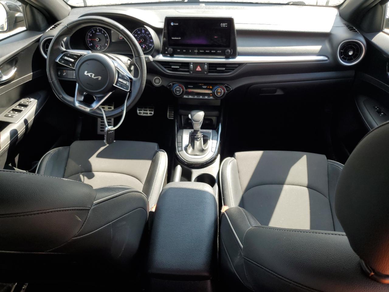 2022 Kia Forte Gt Line VIN: 3KPF54AD5NE477719 Lot: 81864635