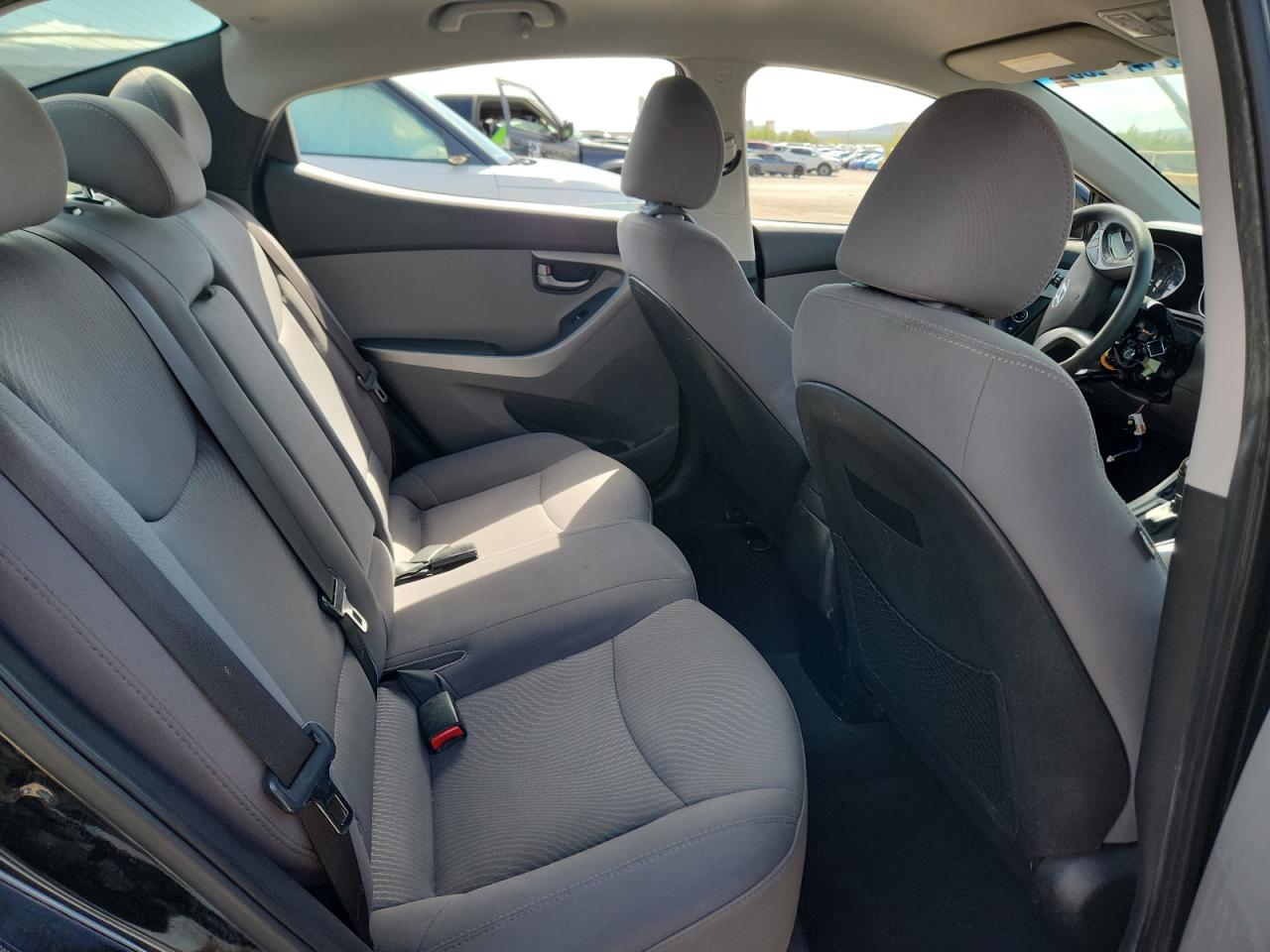 2015 Hyundai Elantra Se VIN: 5NPDH4AE7FH607200 Lot: 81475235