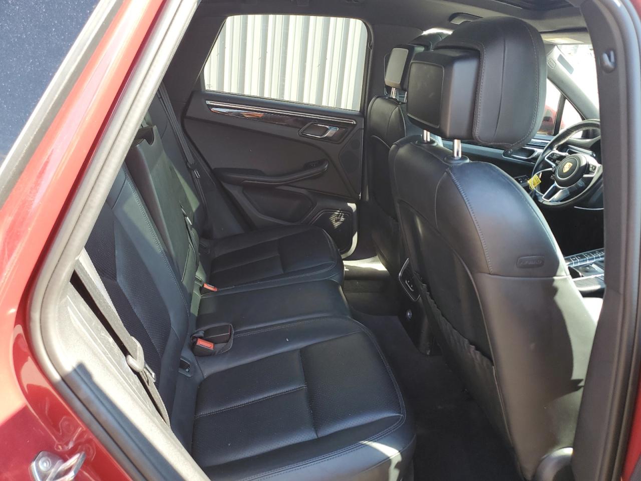 2016 Porsche Macan S VIN: WP1AB2A56GLB45183 Lot: 81283215