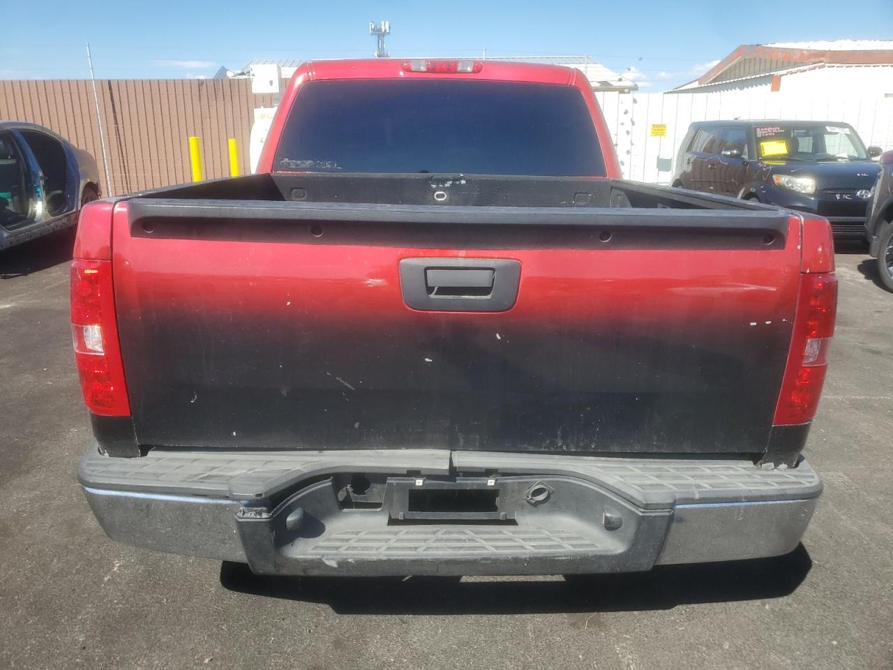 2008 Chevrolet Silverado C1500 VIN: 2GCEC13C181140115 Lot: 84630155