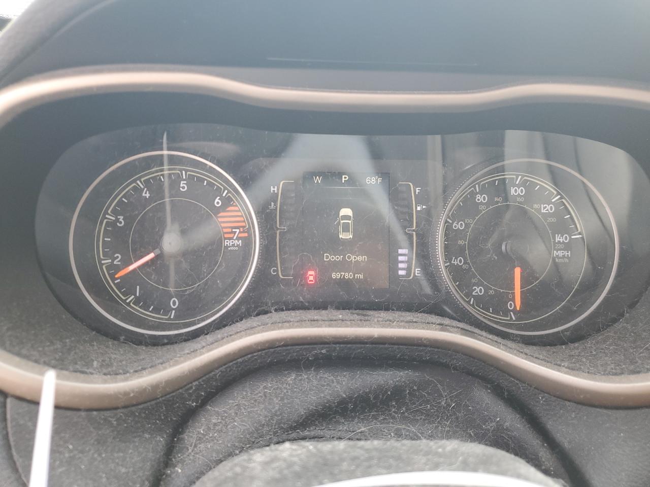 2016 Jeep Cherokee Latitude VIN: 1C4PJLCBXGW312487 Lot: 80100395