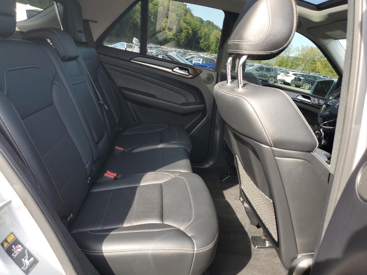 2015 Mercedes-Benz Ml 350 4Matic VIN: 4JGDA5HB8FA562647 Lot: 83980175