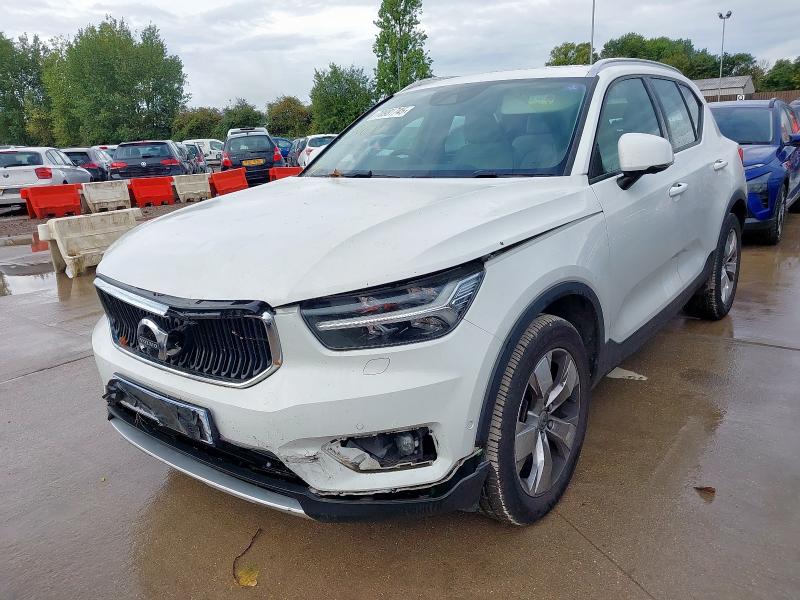 2020 VOLVO XC40 MOMENTUM PRO T4 AUTO  for sale at Copart SANDY
