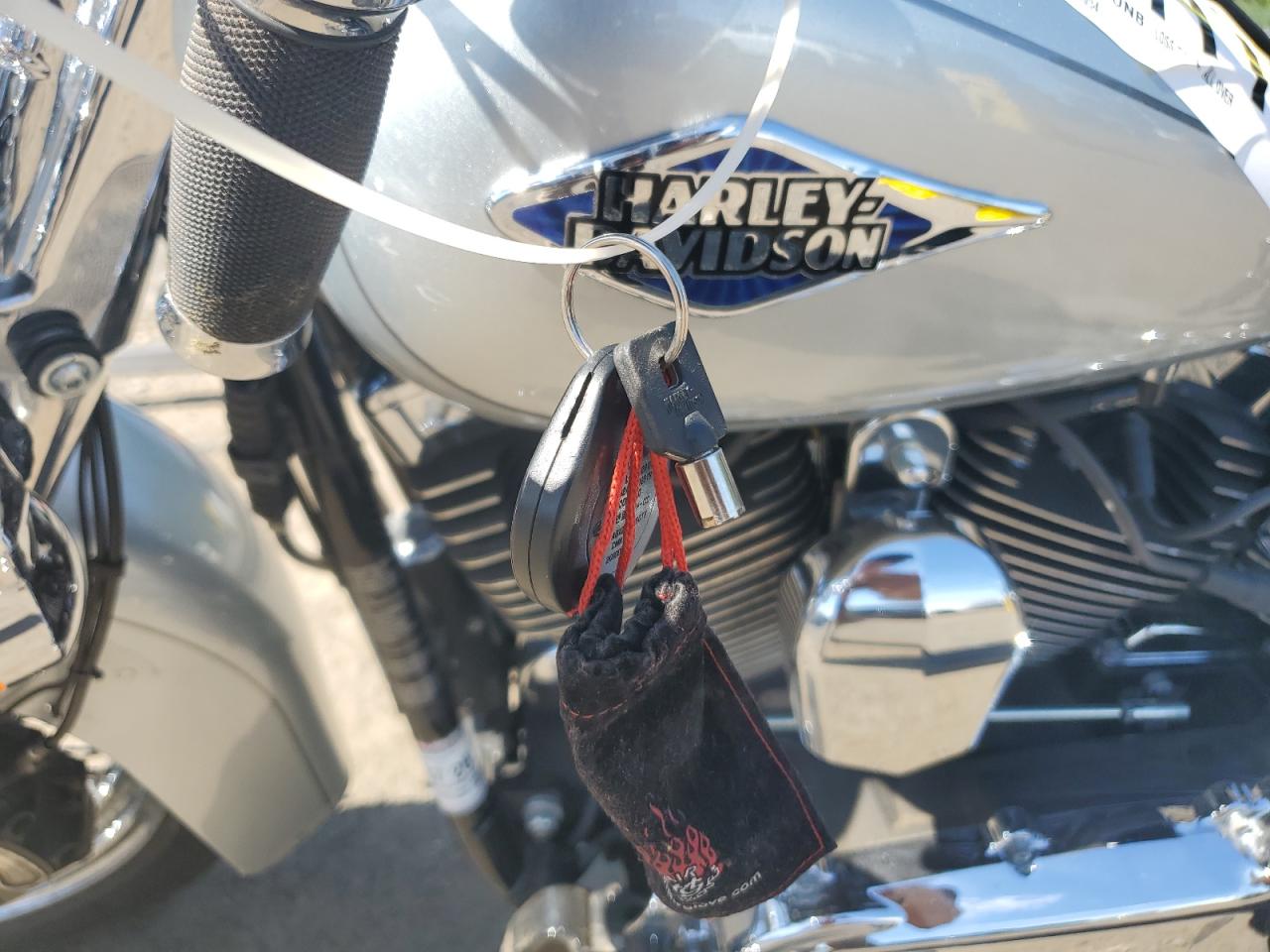 2015 Harley-Davidson Flstc Heritage Softail Classic VIN: 1HD1BWV17FB023337 Lot: 71104115