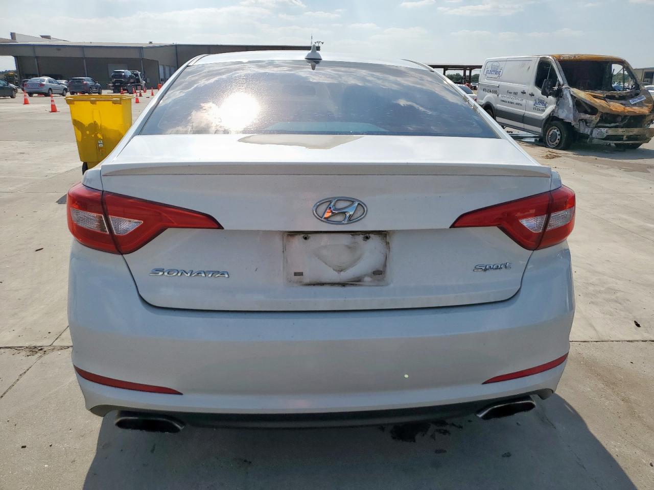 2015 Hyundai Sonata Sport VIN: 5NPE34AF1FH032703 Lot: 84458485