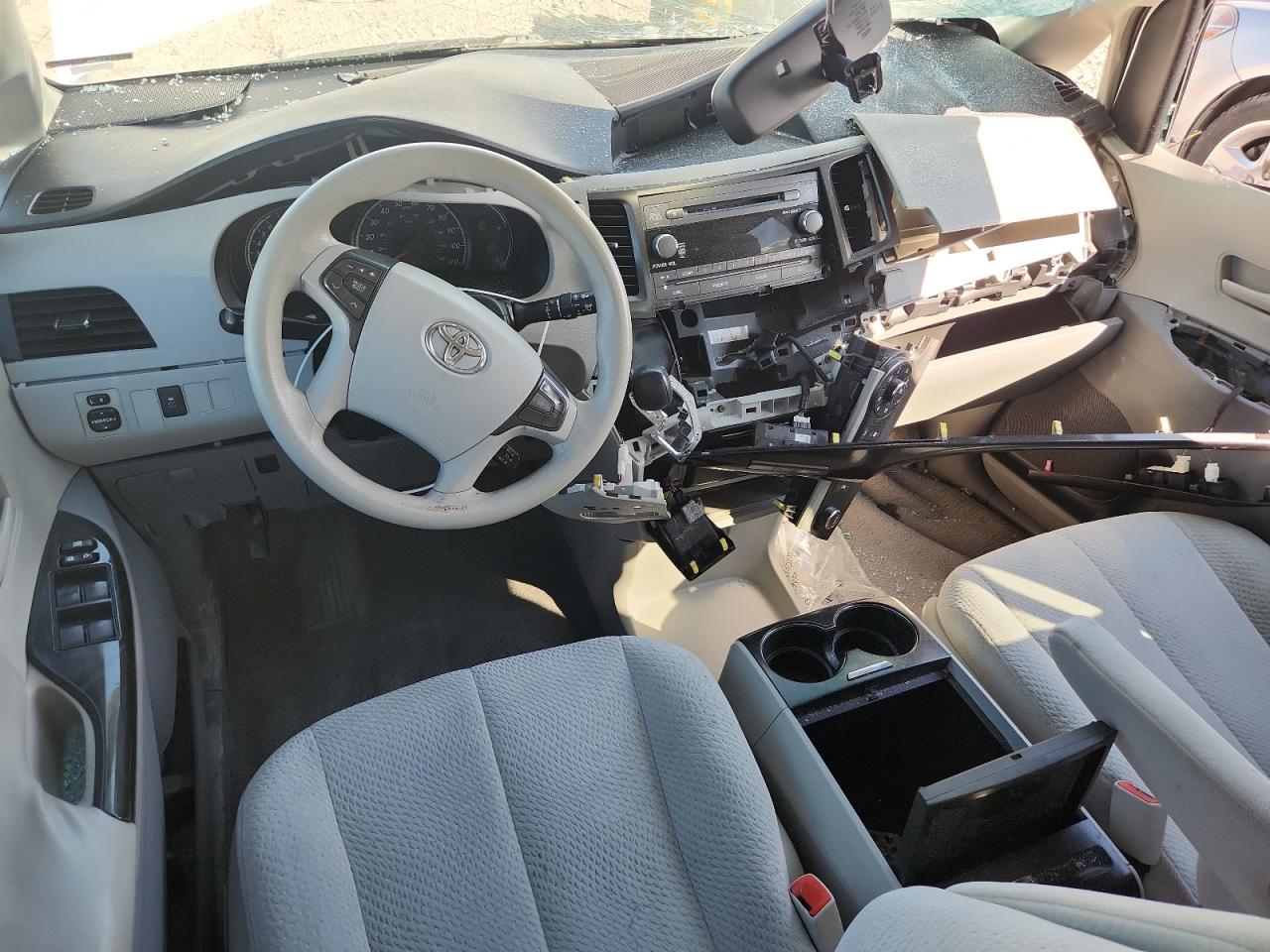 2011 Toyota Sienna Le VIN: 5TDJK3DC9BS017061 Lot: 81839295