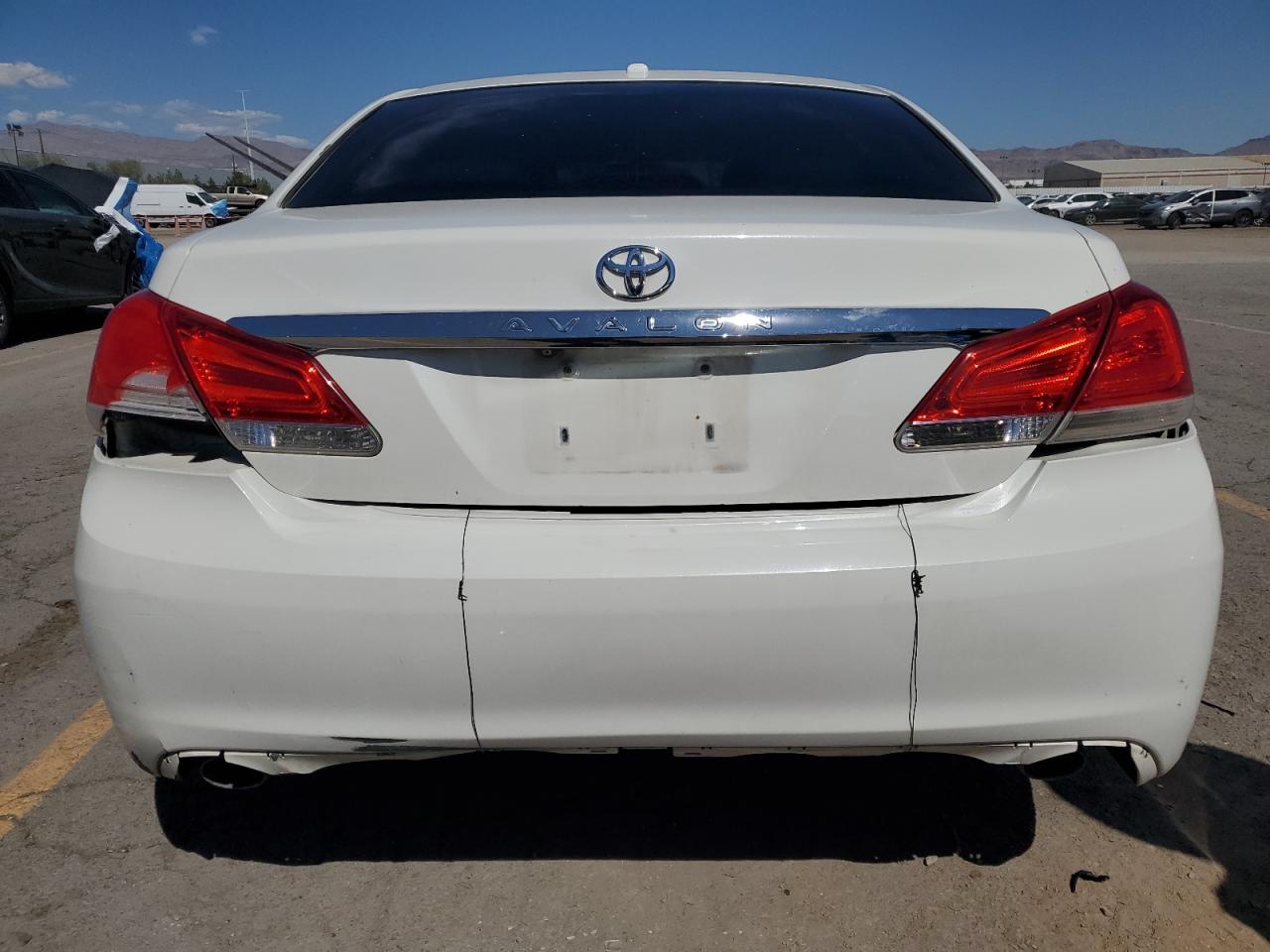 2011 Toyota Avalon Base VIN: 4T1BK3DB5BU438763 Lot: 84409745