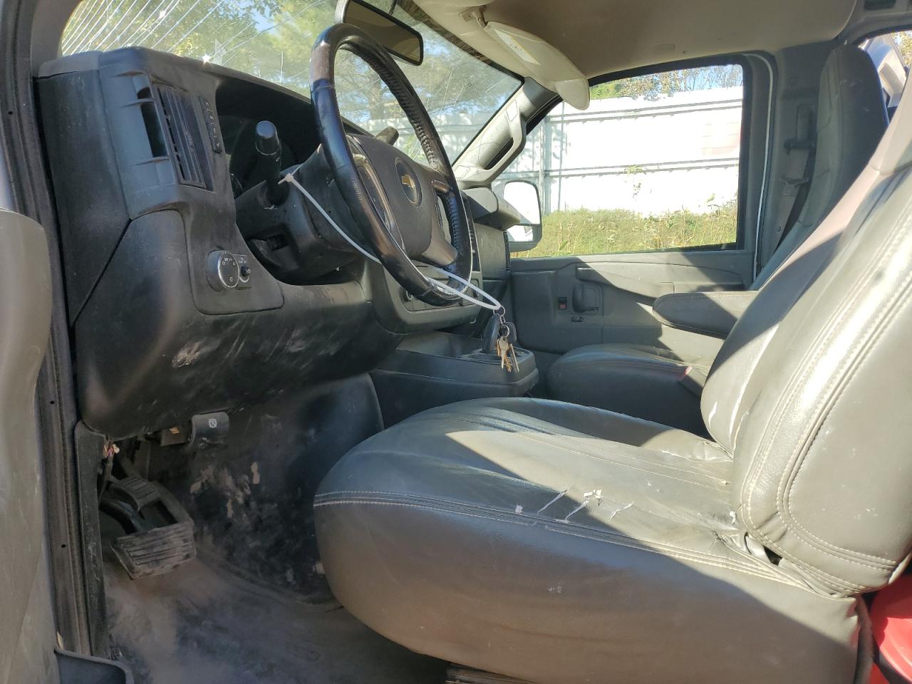 2017 Chevrolet Express G2500 VIN: 1GCWGBFF1H1281552 Lot: 84548215