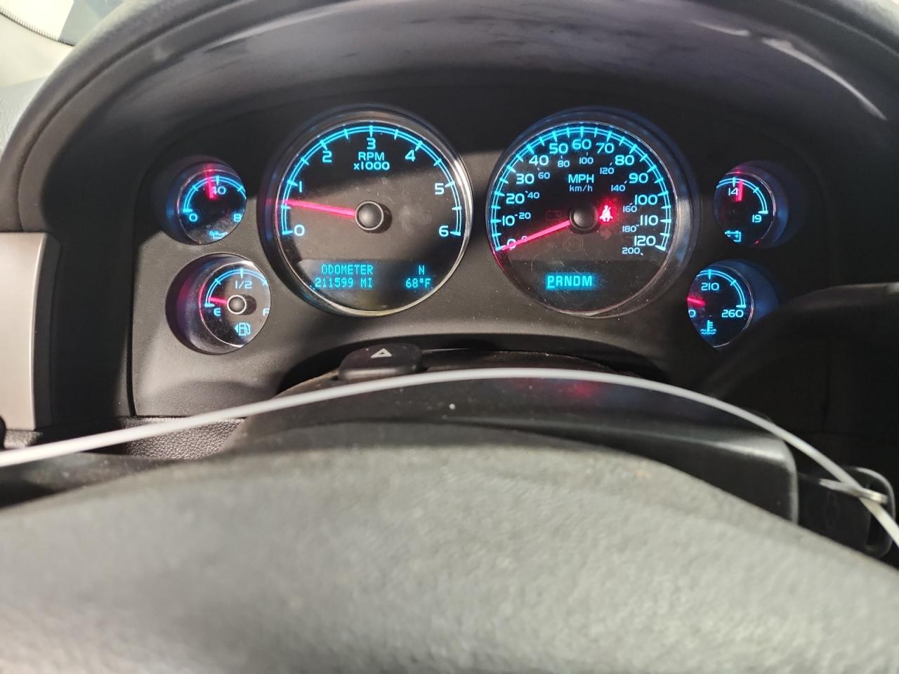 2010 Chevrolet Suburban C1500 Ls VIN: 1GNUCHE0XAR161346 Lot: 81223895