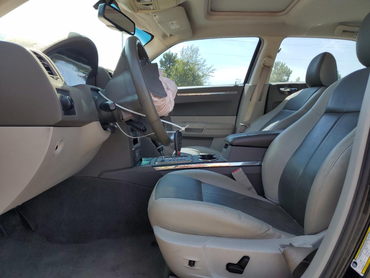 2008 Chrysler 300 Touring VIN: 2C3LA53G98H223147 Lot: 71844615