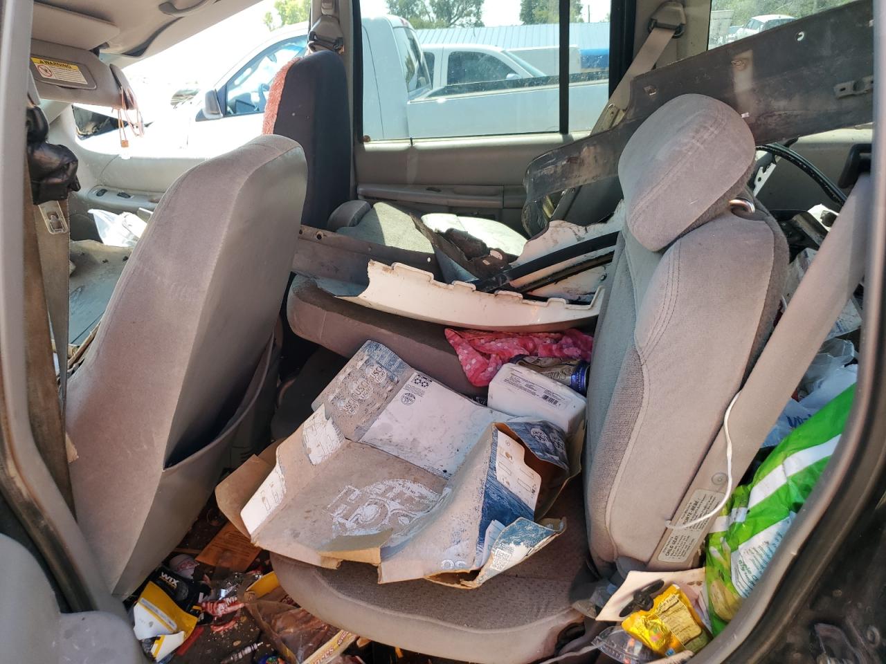 1999 Mercury Mountaineer VIN: 4M2ZU54E4XUJ10982 Lot: 71061635