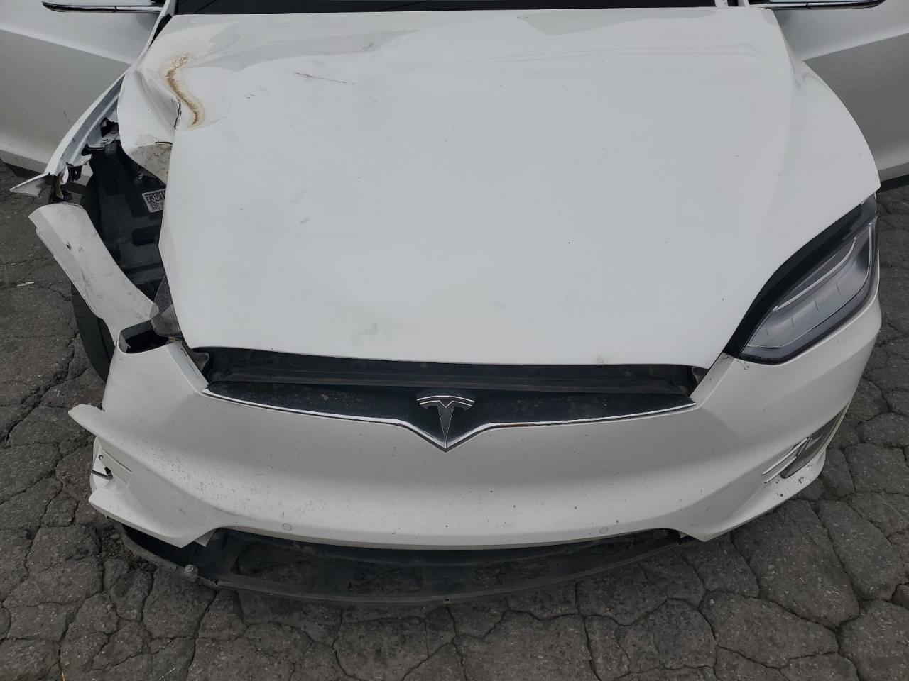 2019 Tesla Model X VIN: 5YJXCBL2XK1214218 Lot: 81521415