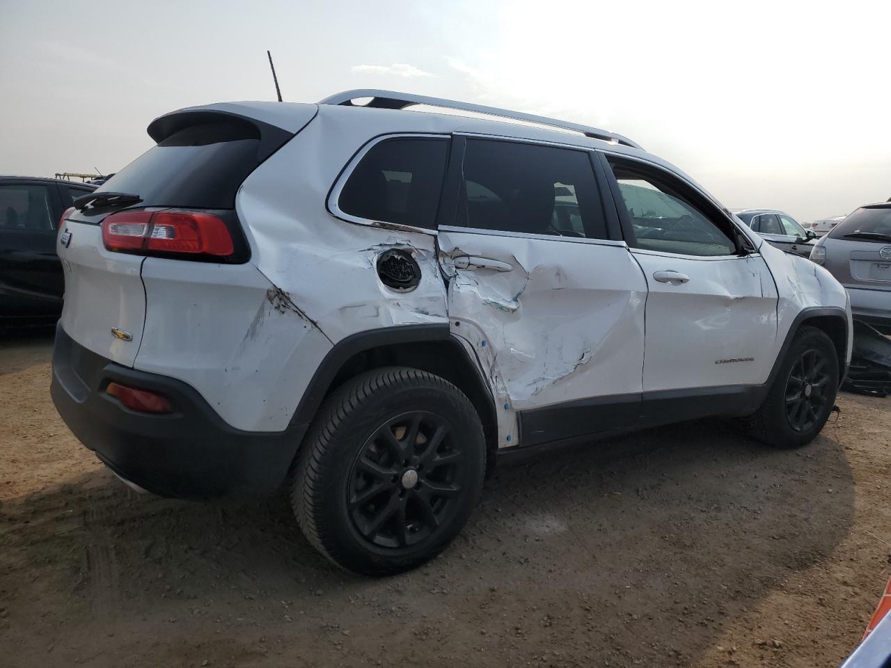 2017 Jeep Cherokee Latitude white null flexible 1C4PJMCS2HD228148 photo #4