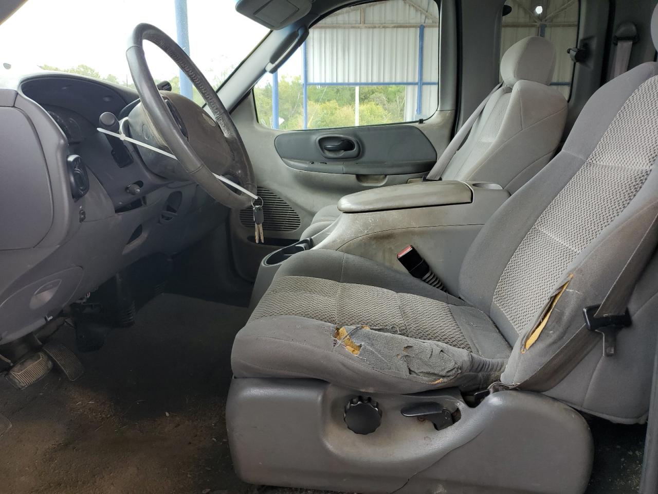 2003 Ford F150 VIN: 2FTRX17203CA61104 Lot: 83854135