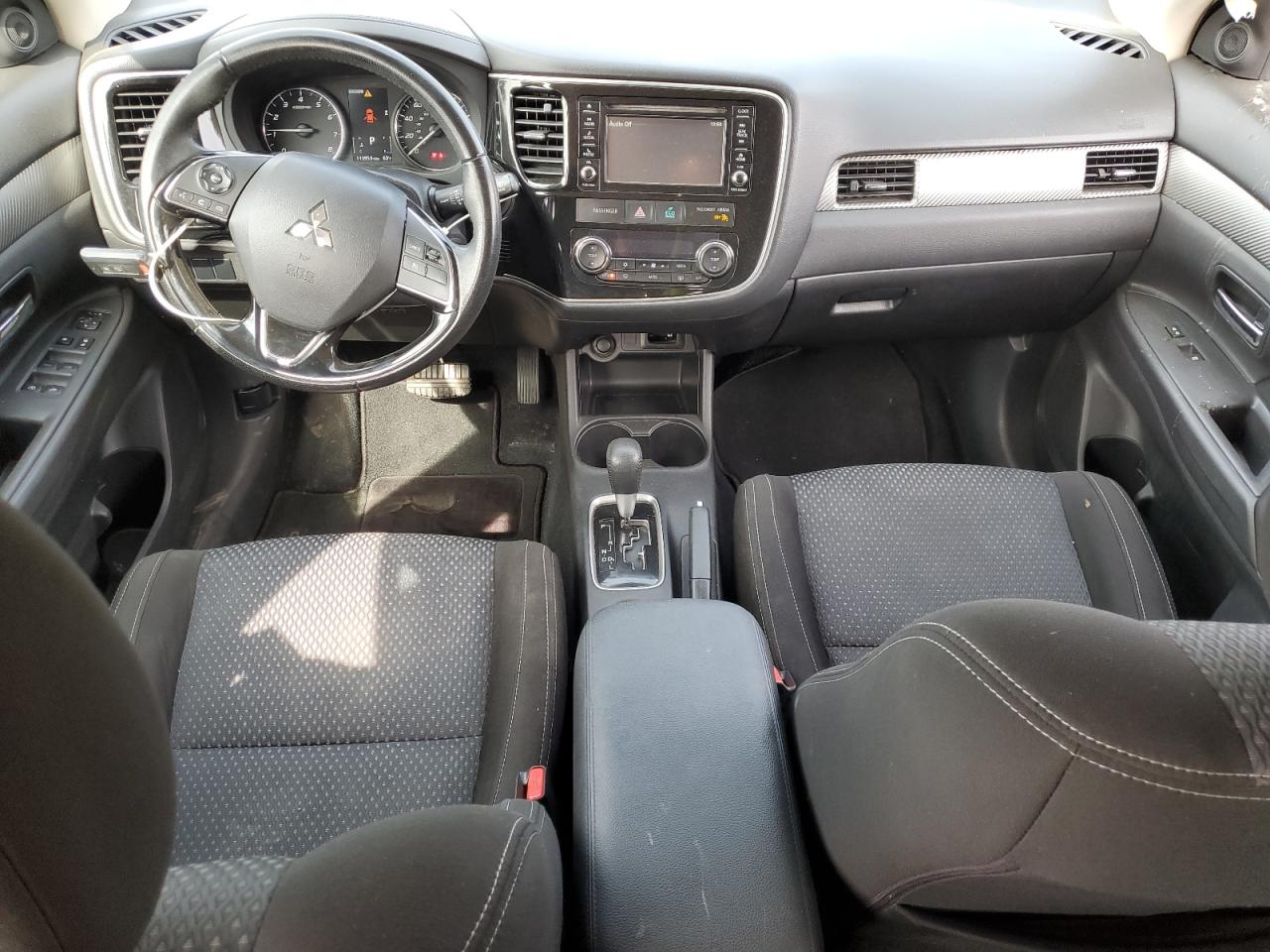 2016 Mitsubishi Outlander Se VIN: JA4AZ3A35GZ065625 Lot: 71669715