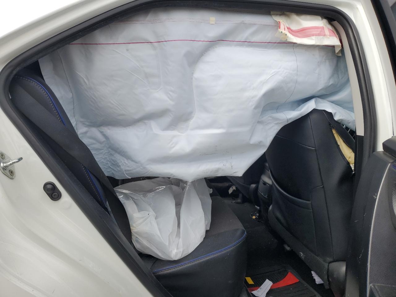 2017 Toyota Corolla L VIN: 2T1BURHE4HC746857 Lot: 81959015