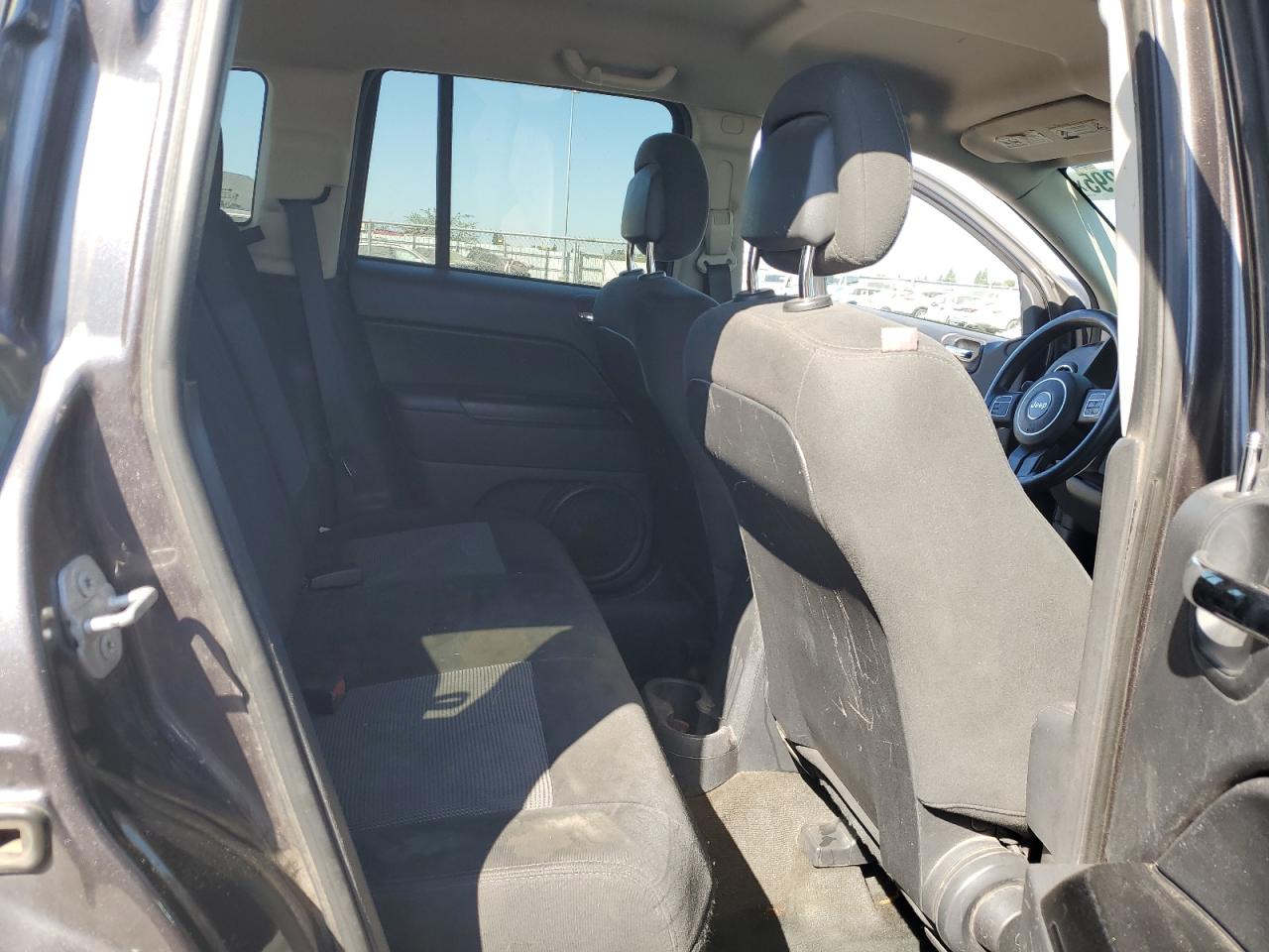 2017 Jeep Compass Sport VIN: 1C4NJDBB2HD142900 Lot: 80220295