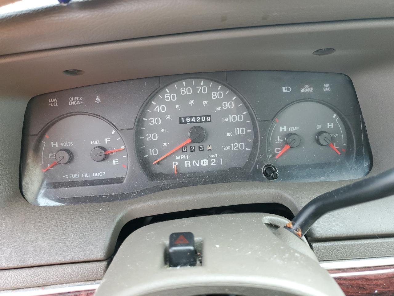 2001 Mercury Grand Marquis Gs VIN: 2MEFM74W81X628542 Lot: 82066555