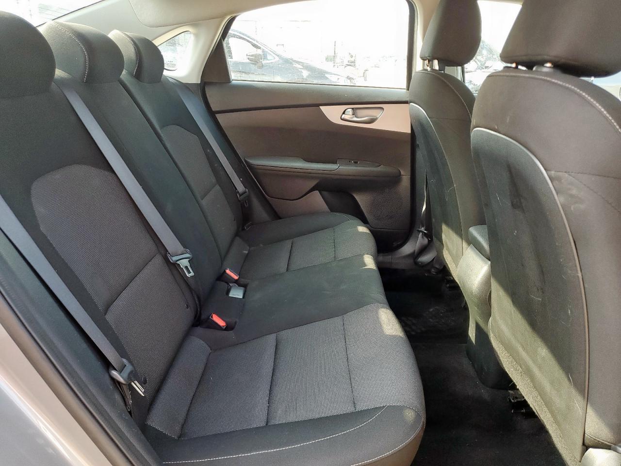 2024 Kia Forte Lx VIN: 3KPF24AD4RE720063 Lot: 81294645