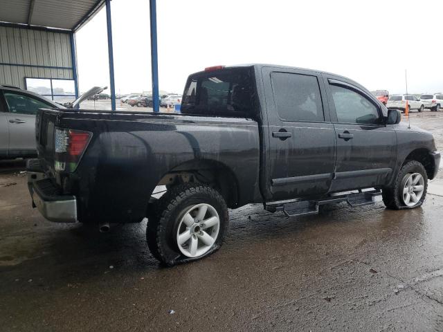  NISSAN TITAN 2012 Czarny