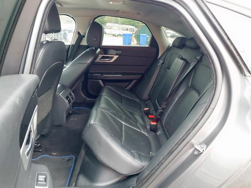 2017 JAGUAR XF PRESTIGE D AUTO 