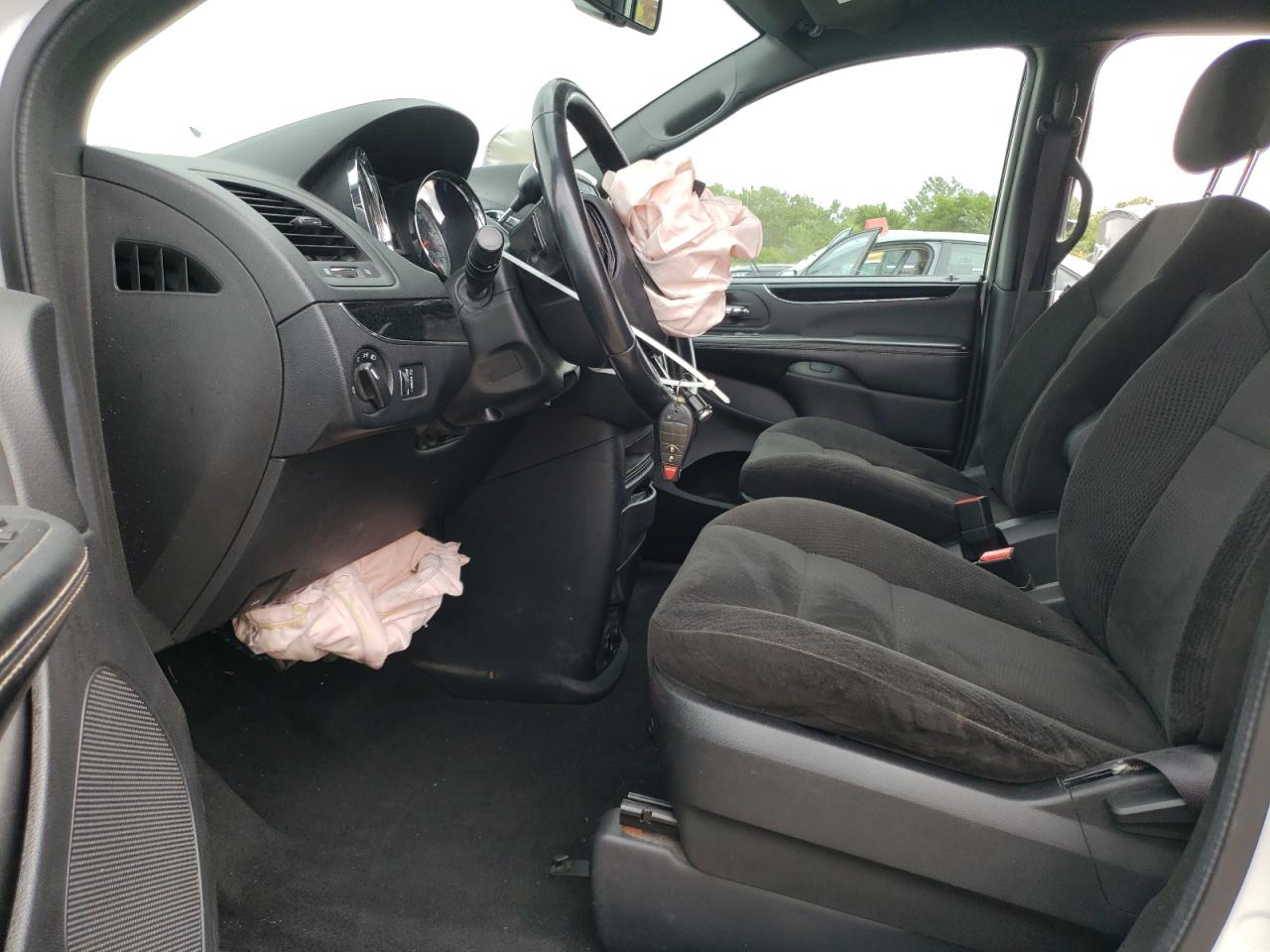 2017 Dodge Grand Caravan Se VIN: 2C4RDGBG5HR586632 Lot: 71101445