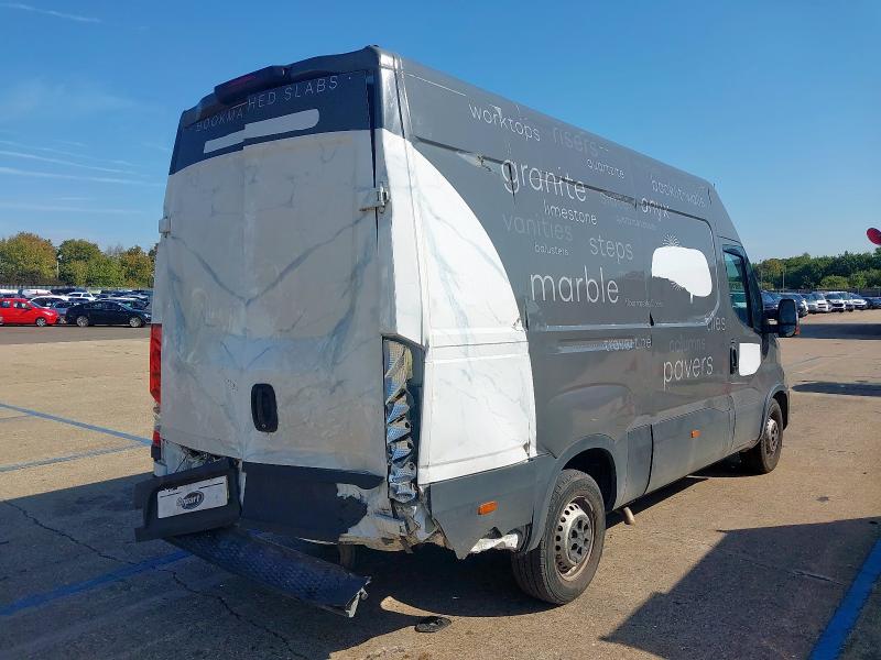 2021 IVECO DAILY 35S14B 