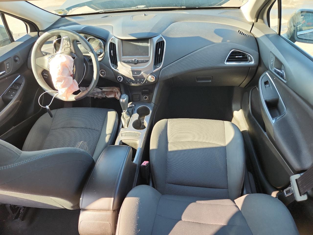 2018 Chevrolet Cruze Lt VIN: 3G1BE6SM1JS597725 Lot: 83876555