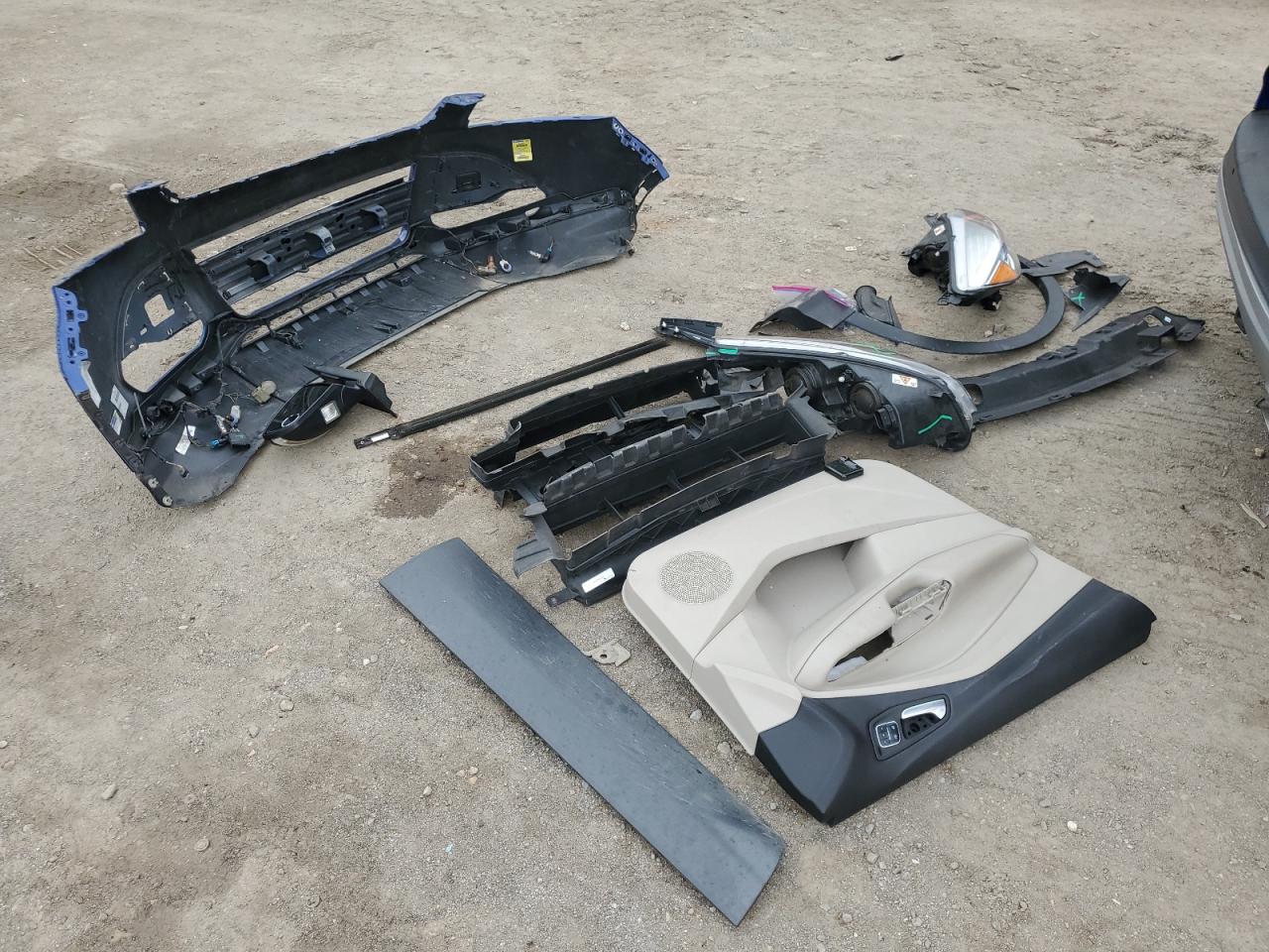 2015 Ford Escape Titanium VIN: 1FMCU9J96FUA37716 Lot: 84028125