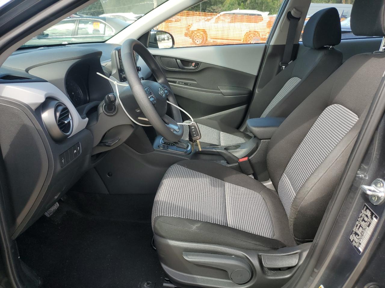 2021 Hyundai Kona Se VIN: KM8K12AA8MU610098 Lot: 81662955