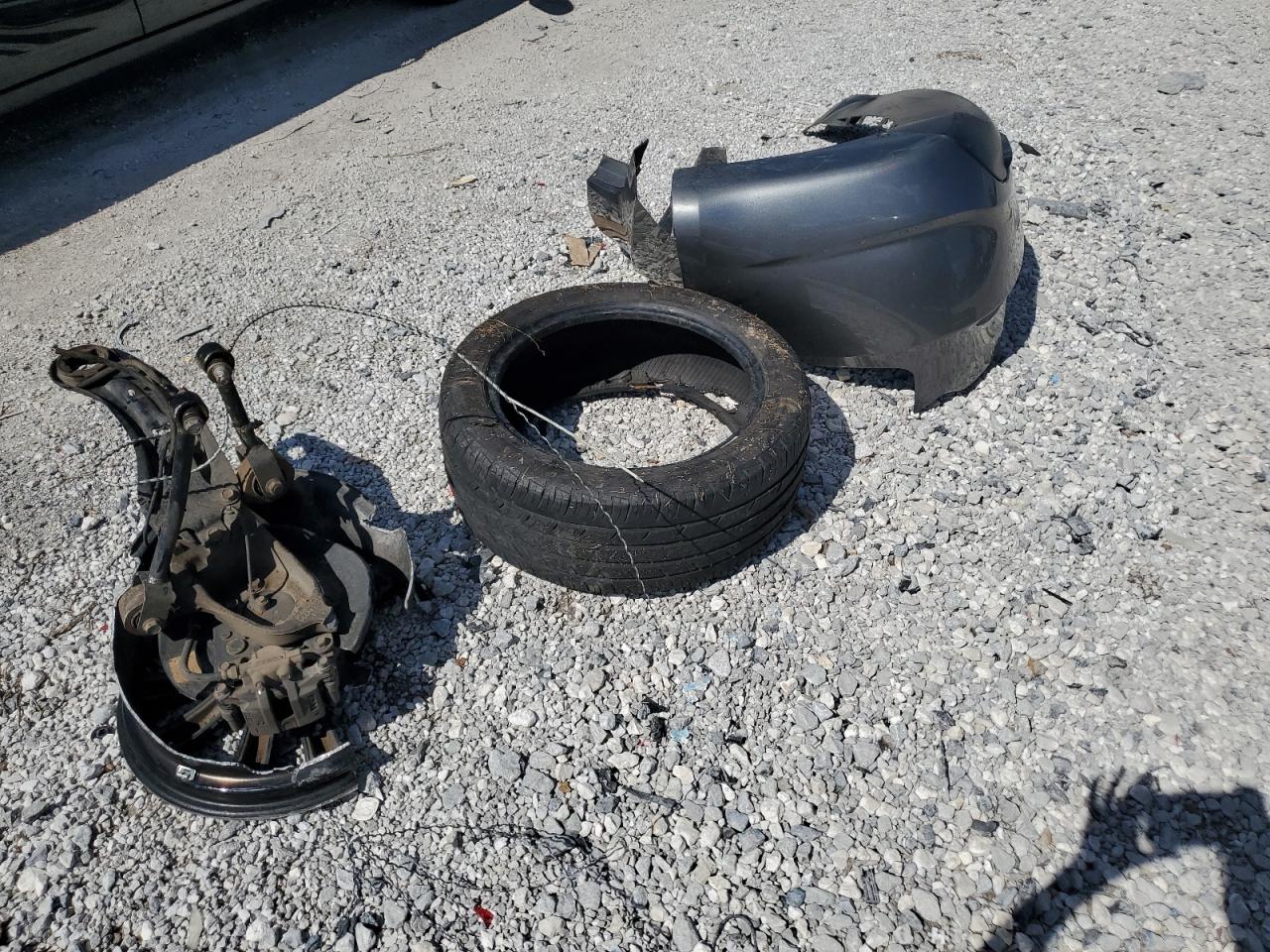 2013 Chrysler 200 S VIN: 1C3BCBGG7DN609775 Lot: 81841225