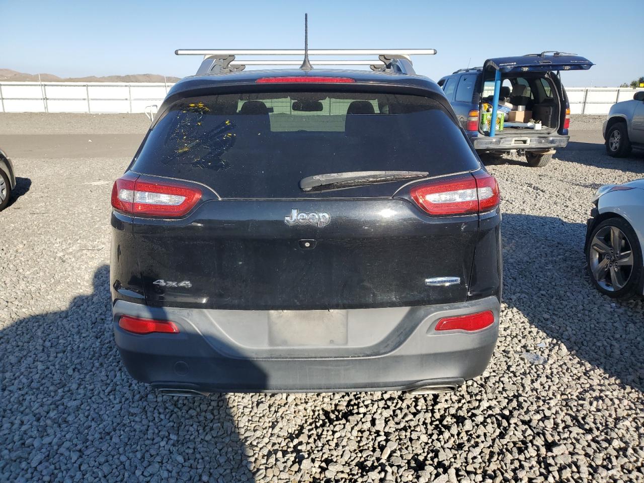 2018 Jeep Cherokee Latitude VIN: 1C4PJMCX2JD534347 Lot: 80913675