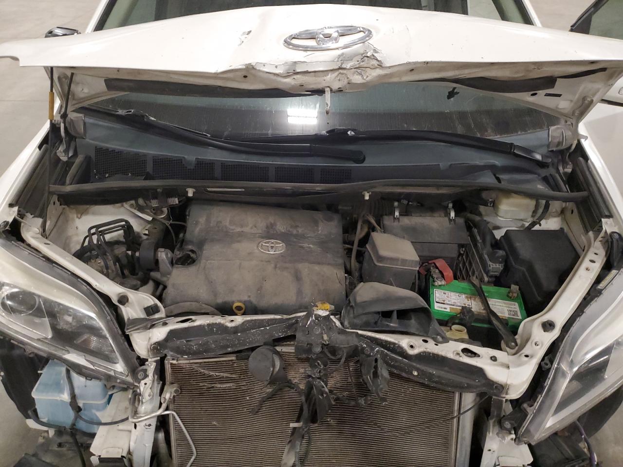 2015 Toyota Sienna Xle VIN: 5TDYK3DC2FS560756 Lot: 81867165