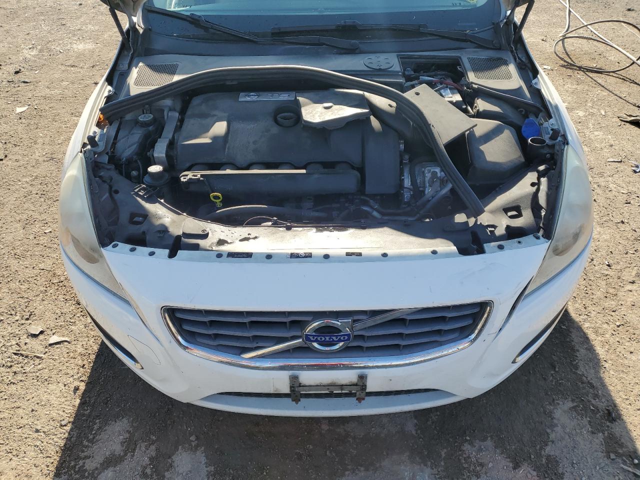 2011 Volvo S60 T6 VIN: YV1902FH5B2012016 Lot: 84044475