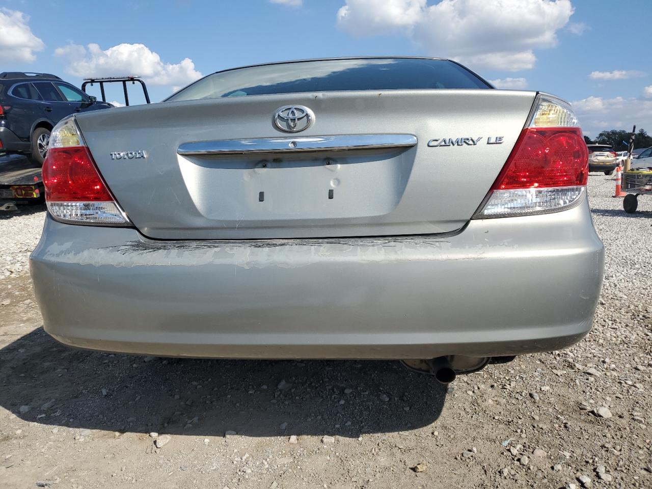 2005 Toyota Camry Le VIN: 4T1BE32KX5U557200 Lot: 81750525