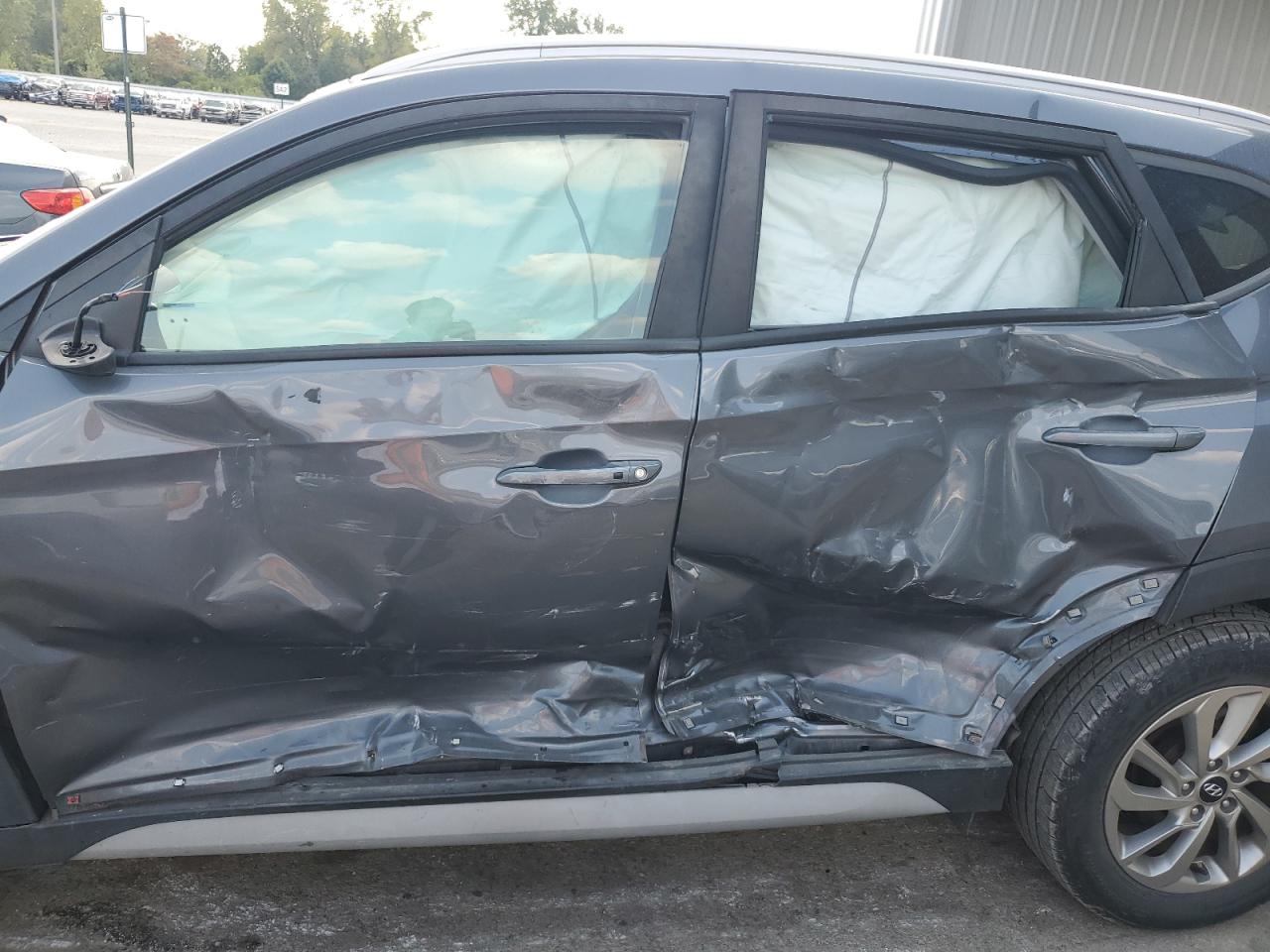 2017 Hyundai Tucson Limited VIN: KM8J3CA47HU482111 Lot: 81373575